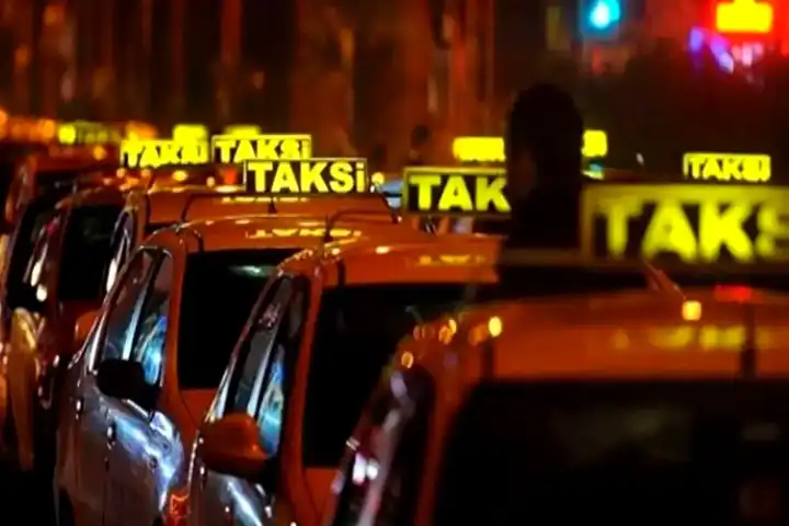 İstanbul Taksilerinde Yeni Dönem! Yerlilik Şartı Kaldırıldı